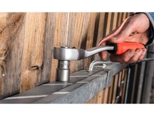 Extol 8816456 ráčna tvarovaná, 45 zubů, 1/2", L 253mm, Crv (1)
